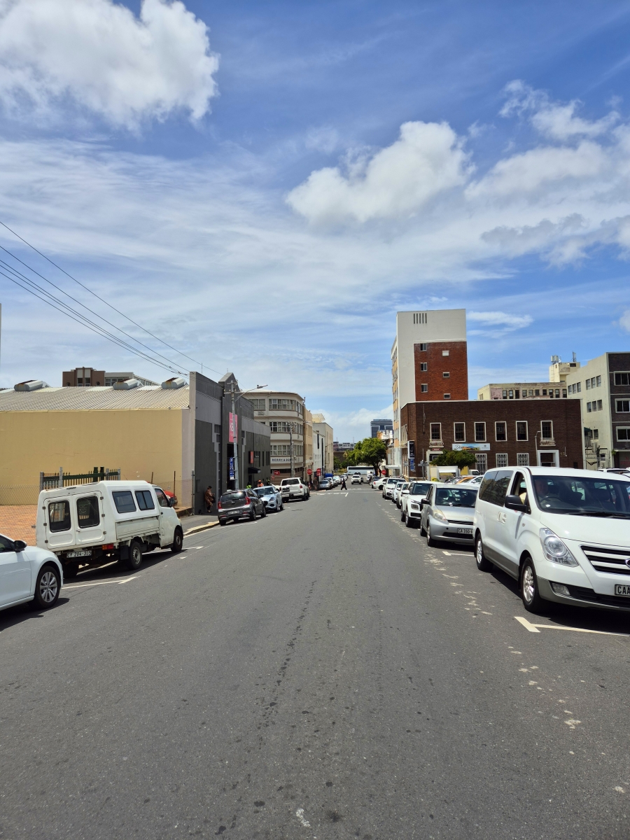 2 Bedroom Property for Sale in Cape Town City Centre Western Cape